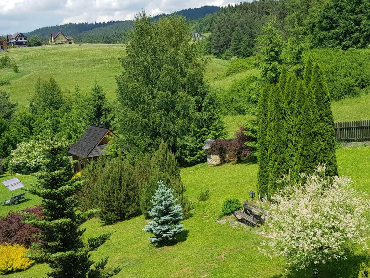 Lily Garden Bed and Breakfast Mizerna Buitenkant foto